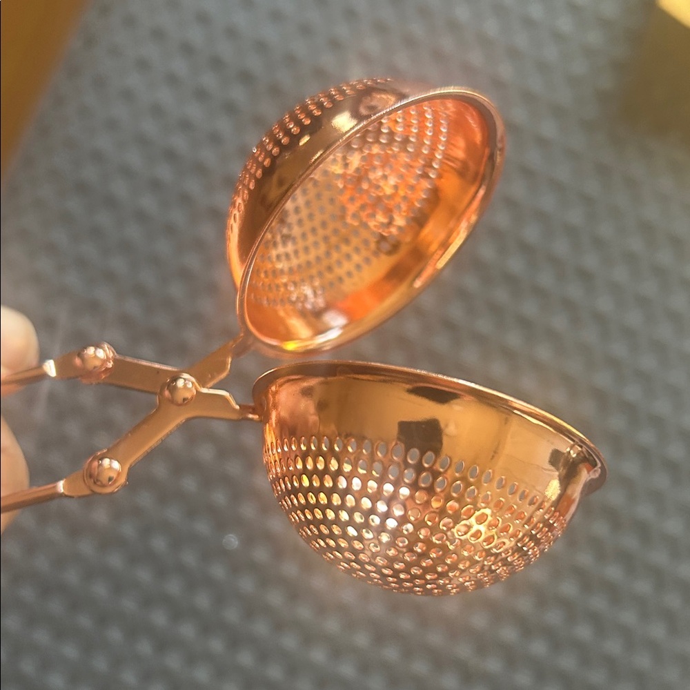 Rose Gold Tea Infuser - Picture 5 of 5